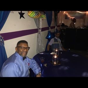 Meet your Posher, James